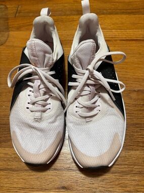 Nike Air Max Women's Light Pink and Black Athletic Sneakers